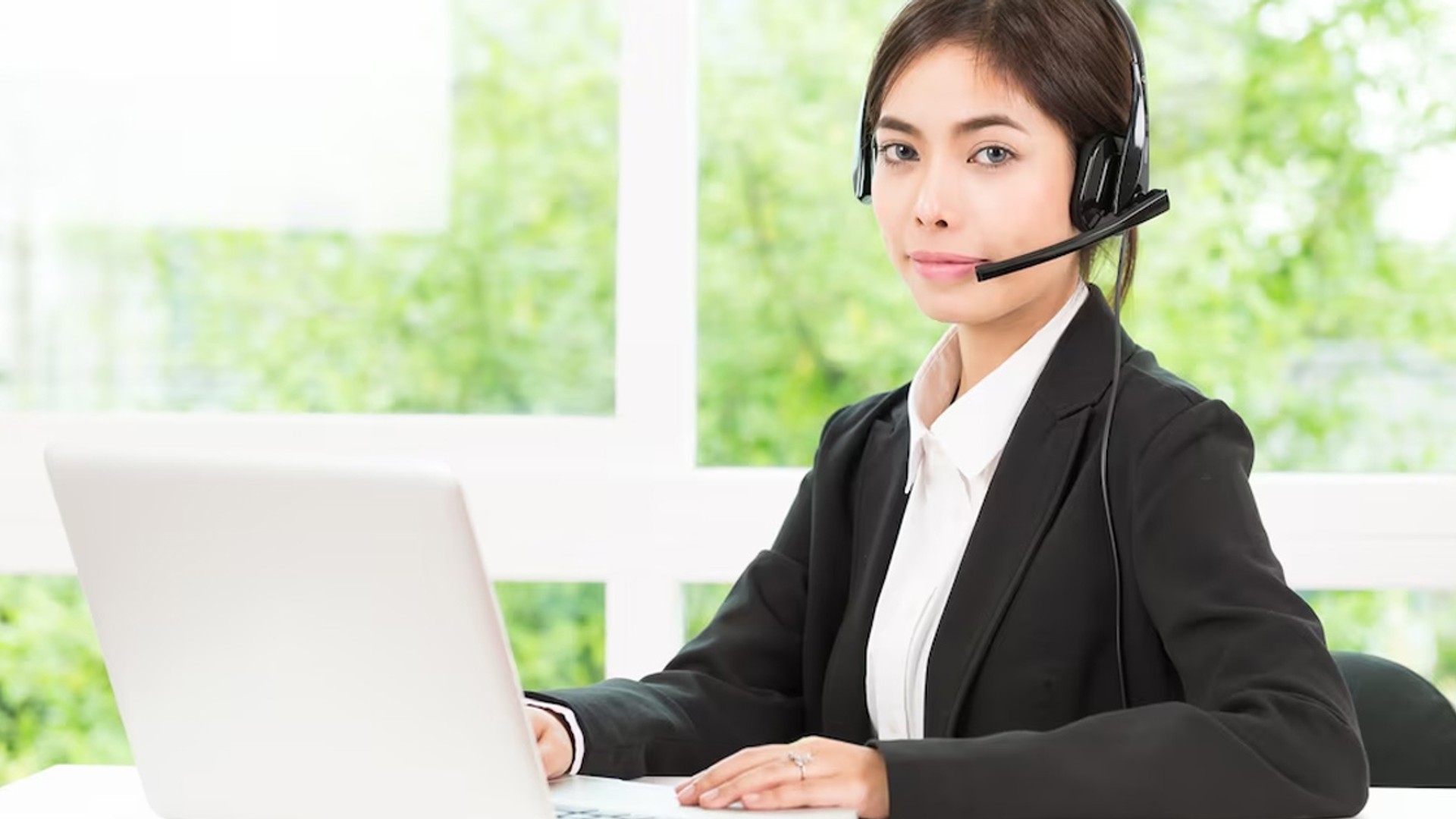 Hình ảnh nhân viên hỗ trợ TT88 Casino