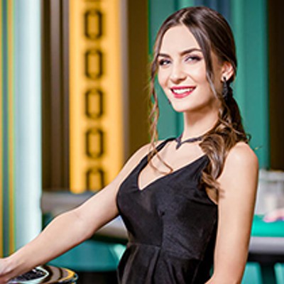 Dealer nữ của tt88 casino